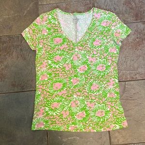 Women’s Lilly Pulitzer t-shirt